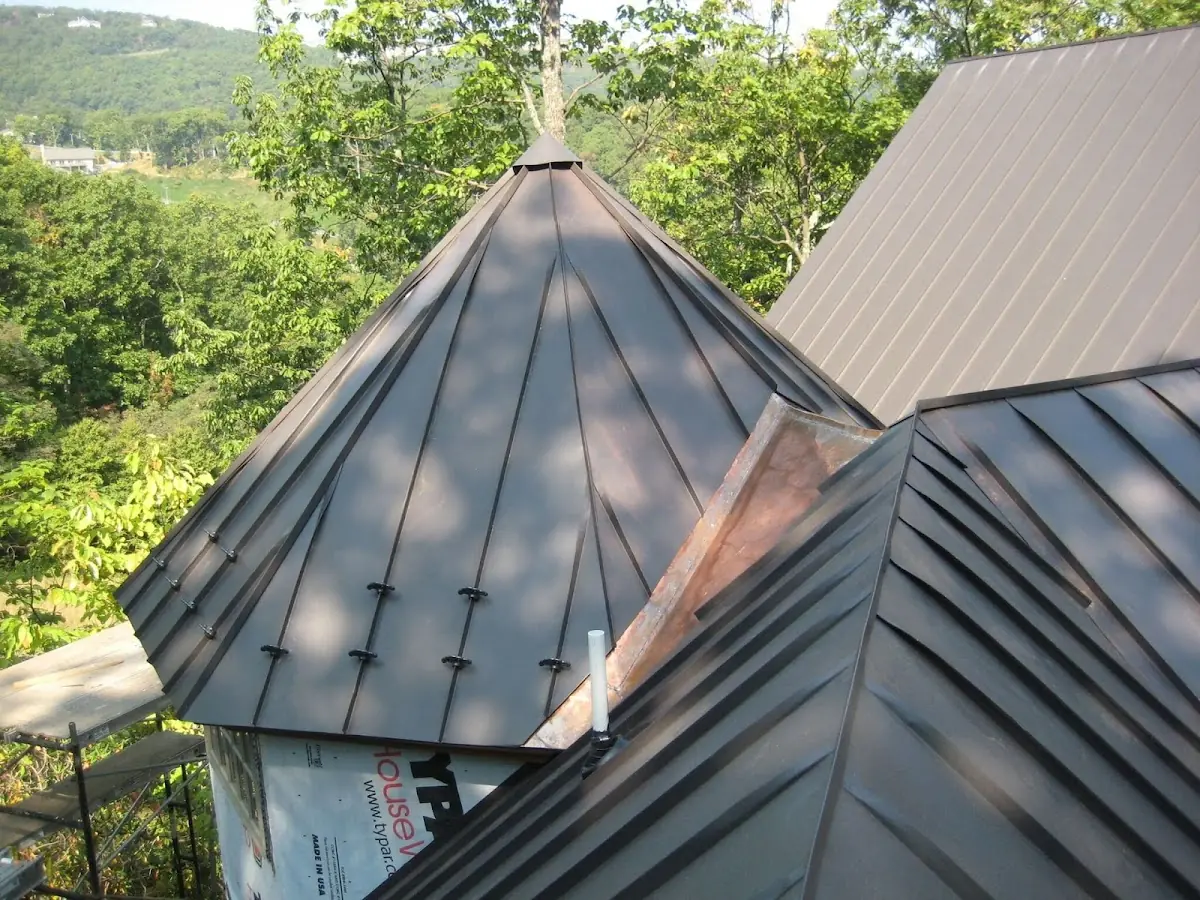 Professional Roof Tarp Installation by Craftsman Roofing in Cataldo